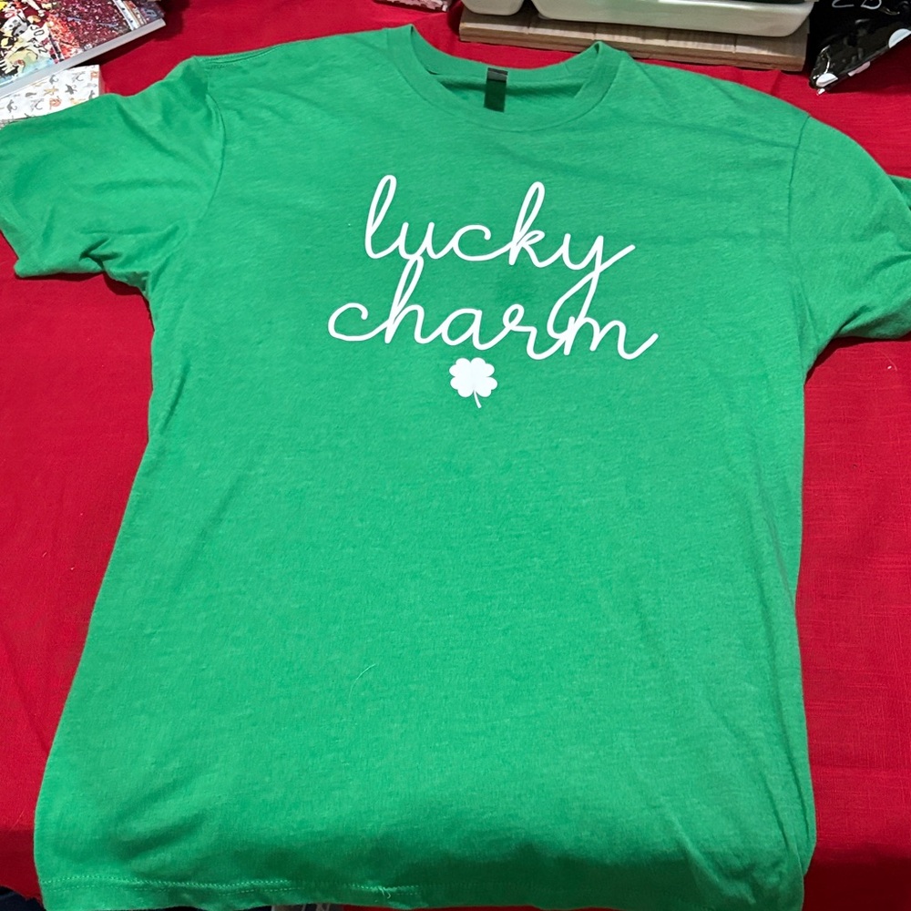 NWOT LUCKY CHARM T SHIRT